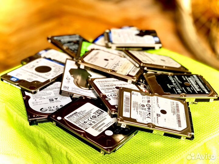 Жёсткие диски для ноутбука 1Тб 2.5 отл.состояние