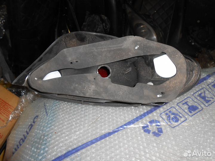 Фонарь задний левый Хендай Элантра 98-2000гг седан