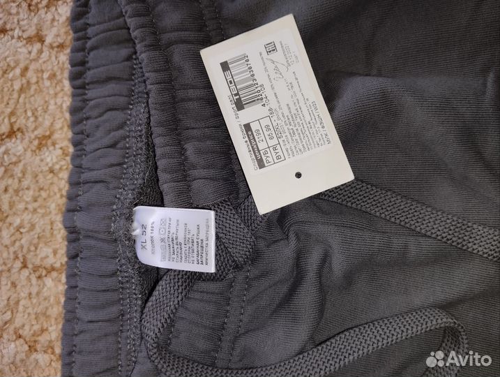 Мужские вещи в пакете