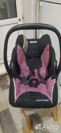 Детское автокресло люлька