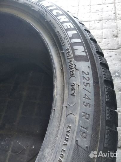 Michelin CrossClimate SUV 225/45 R19