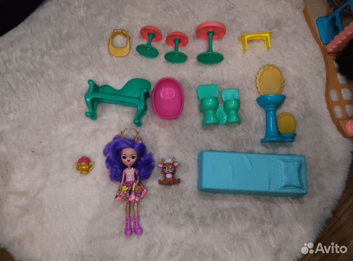 Игрушечный домик Enchantimals Данессы Оленни