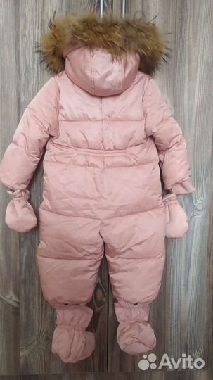 Зимний комбинезон для девочки