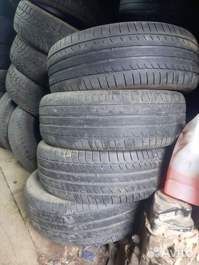 Michelin Primacy HP 215/60 R16