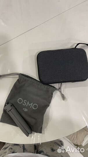 Электрический стабилизатор DJI Osmo Mobile 3 Combo