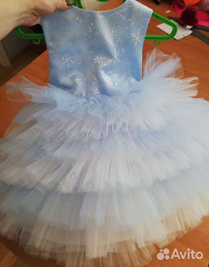 Прокат платье снежинка