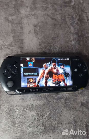 Sony PSP 3008+32gb памяти прошитая 150 игр