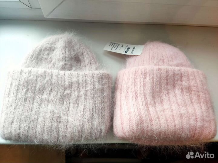 Шапки две ангора шерсть
