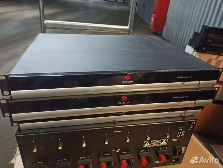Аудиомикшер Polycom SoundStructure C16