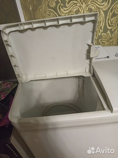 Стиральная машина с вертикальной загрузкой