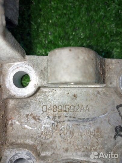 Кронштейн двигателя Dodge Caliber 1.8 EBA 2006