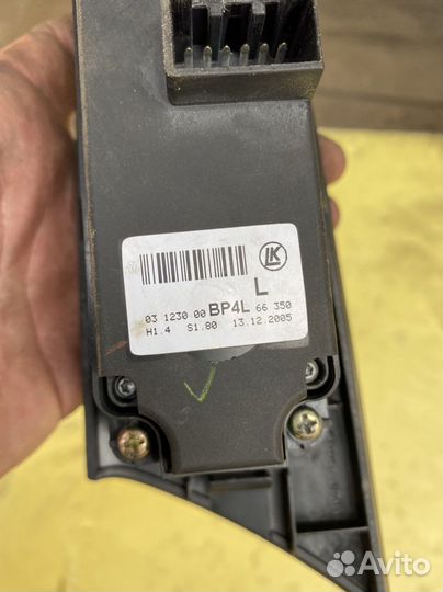 Блок управления стеклоподъемником Mazda 3 bk