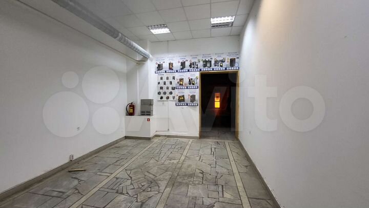 Сдам торговое помещение, 1000 м²