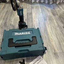 Аккумуляторная болгарка makita