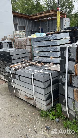 Памятники от производителя