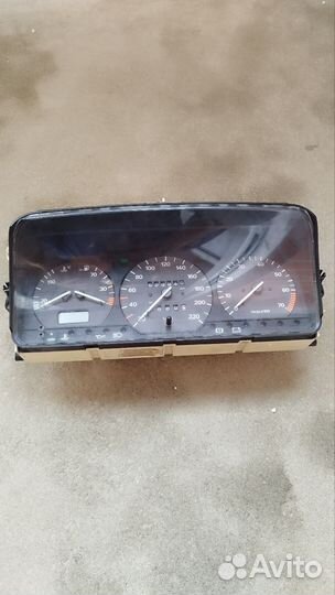 Щиток приборов