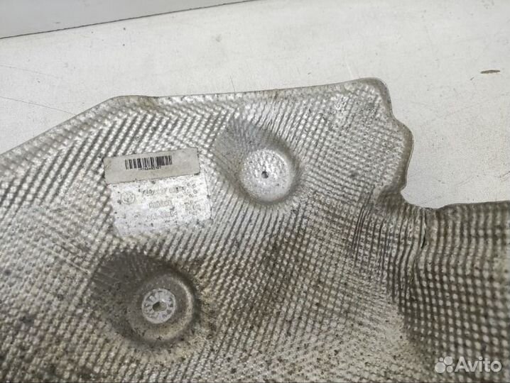 Теплозащита глушителя левая Bmw X5 G05 2018