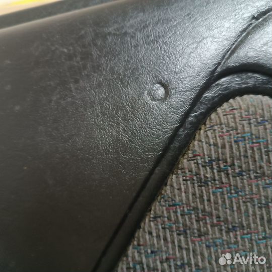 Обшивка двери комплект subaru legacy II