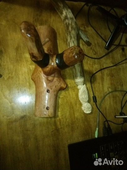 Держатель для гитары