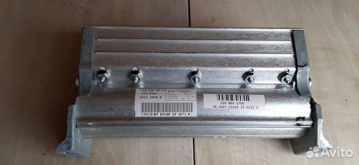 Airbag пассажирский Mercedes S-Class W220