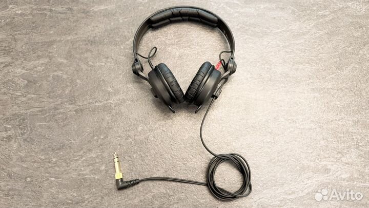 Наушники sennheiser hd 25 70