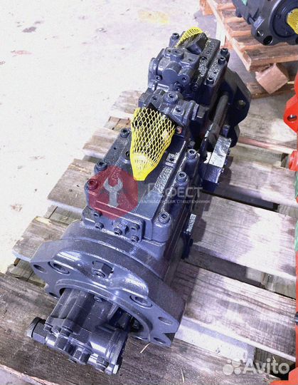 Основной насос Case CX220C KRJ10290