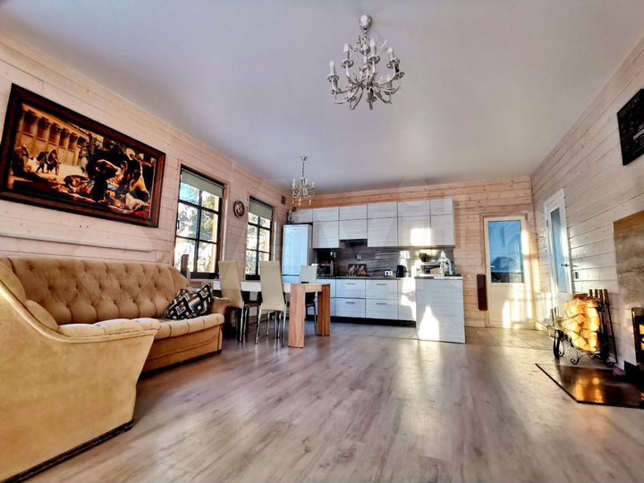 Дом 114 м² на участке 10 сот.