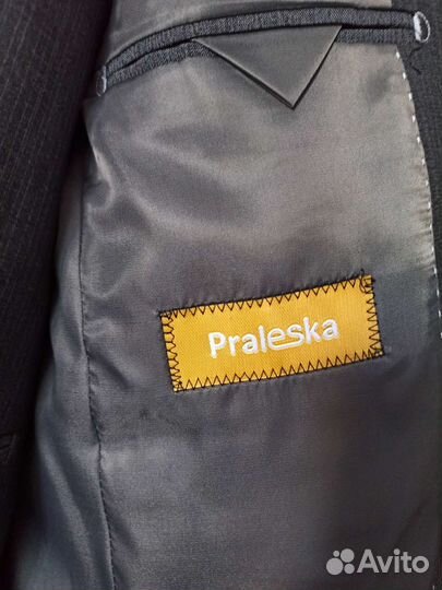 Школьный костюм