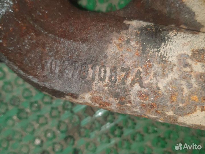 Коллектор выпускной Крайслер Вояджер 3 2,4 edz