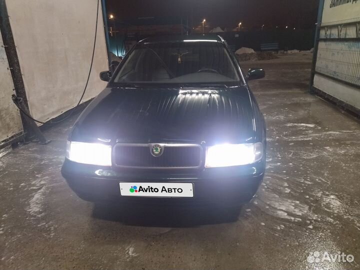 Skoda Octavia 1.6 МТ, 2001, 373 000 км