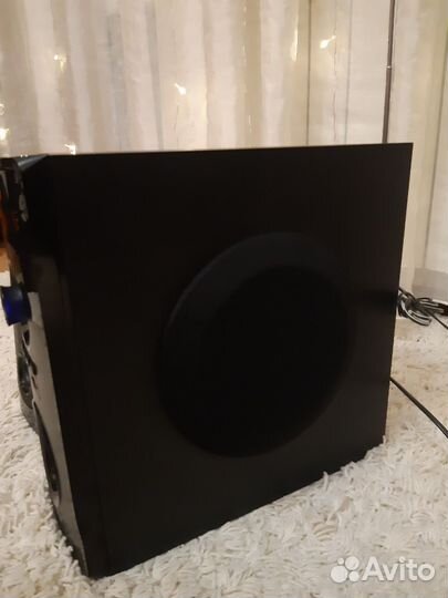 Музыкальный центр Hyundai