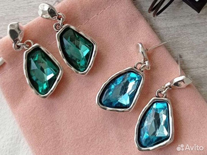 Серьги в стиле uno DE 50