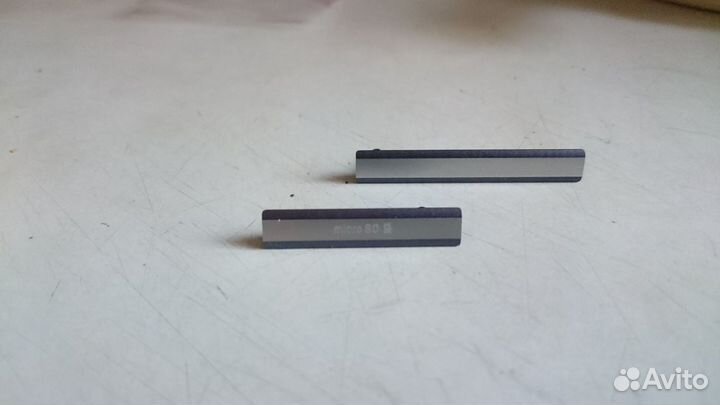 Заглушки на смартфон. Чёрный и фиолетовый. Новые