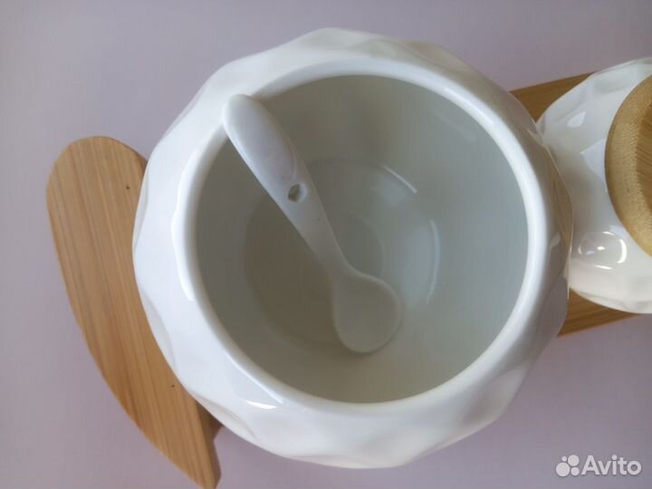 Набор Айсберг с сахарницей и солонкой на подставке