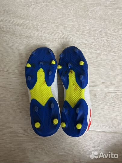 Футбольные бутсы