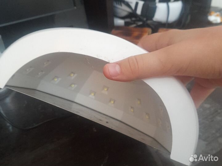 Лампа для ногтей