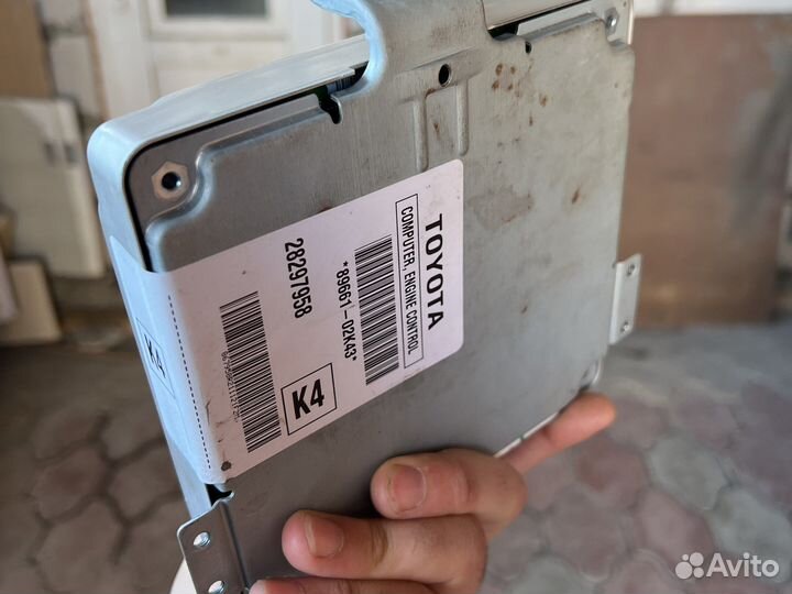 Блок упровлеение двиготелем