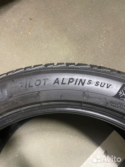 Michelin Alpin 5 275/45 R21 110V