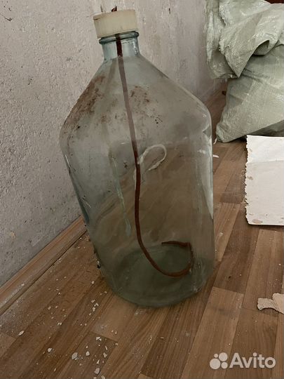 Бутыль стеклянная