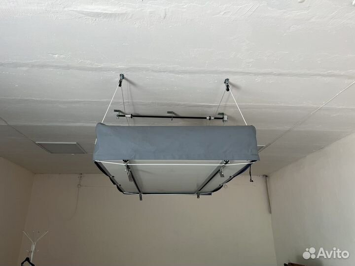 Палатка туристическая 4 местная бу