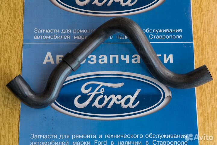 Патрубки охлаждения Форд Фокус 2 1.6-1.4 (верхний)