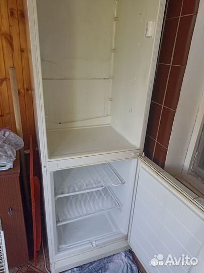 Холодильник на запчасти