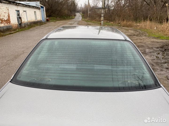 Заднее ветровое стекло Volkswagen Passat B3