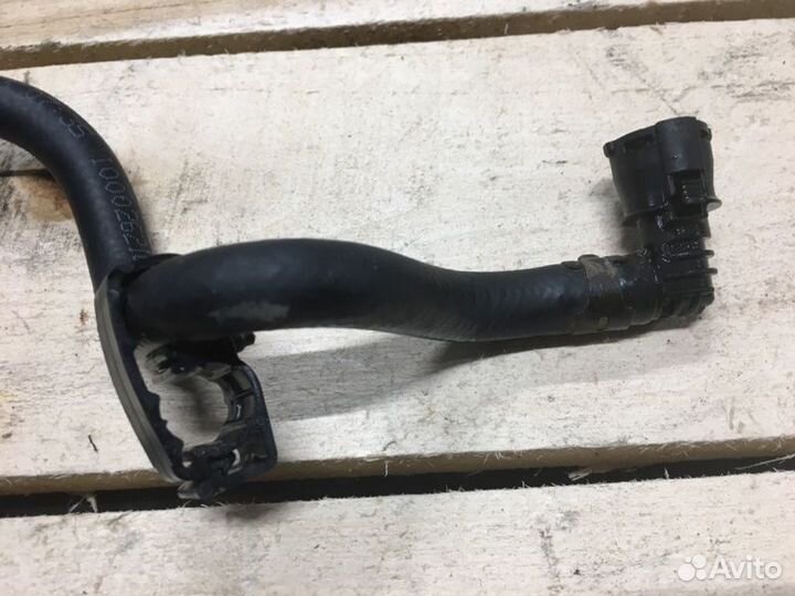 Шланг топливный Skoda Fabia MK2 CGG 1.4 2012