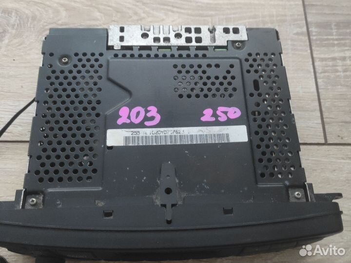 Оригинальный магнитофон w203 avangard