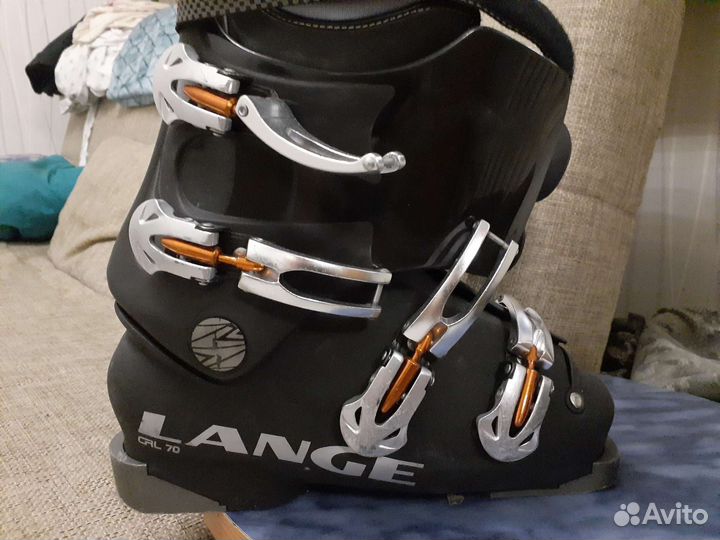 Горнолыжные ботинки lange