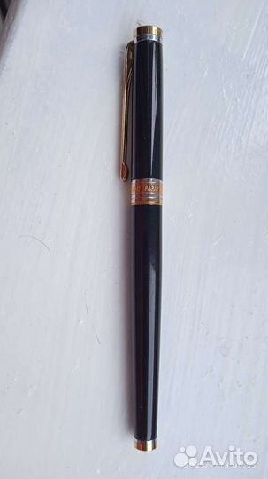 Чернильная ручка