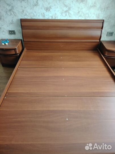 Кровать двухспальная 160 200