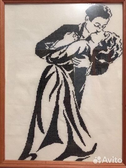 8 марта. Поцелуй. Картина