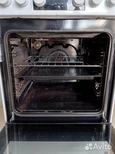 Плита электрическая Whirlpool с конвенцией (4)